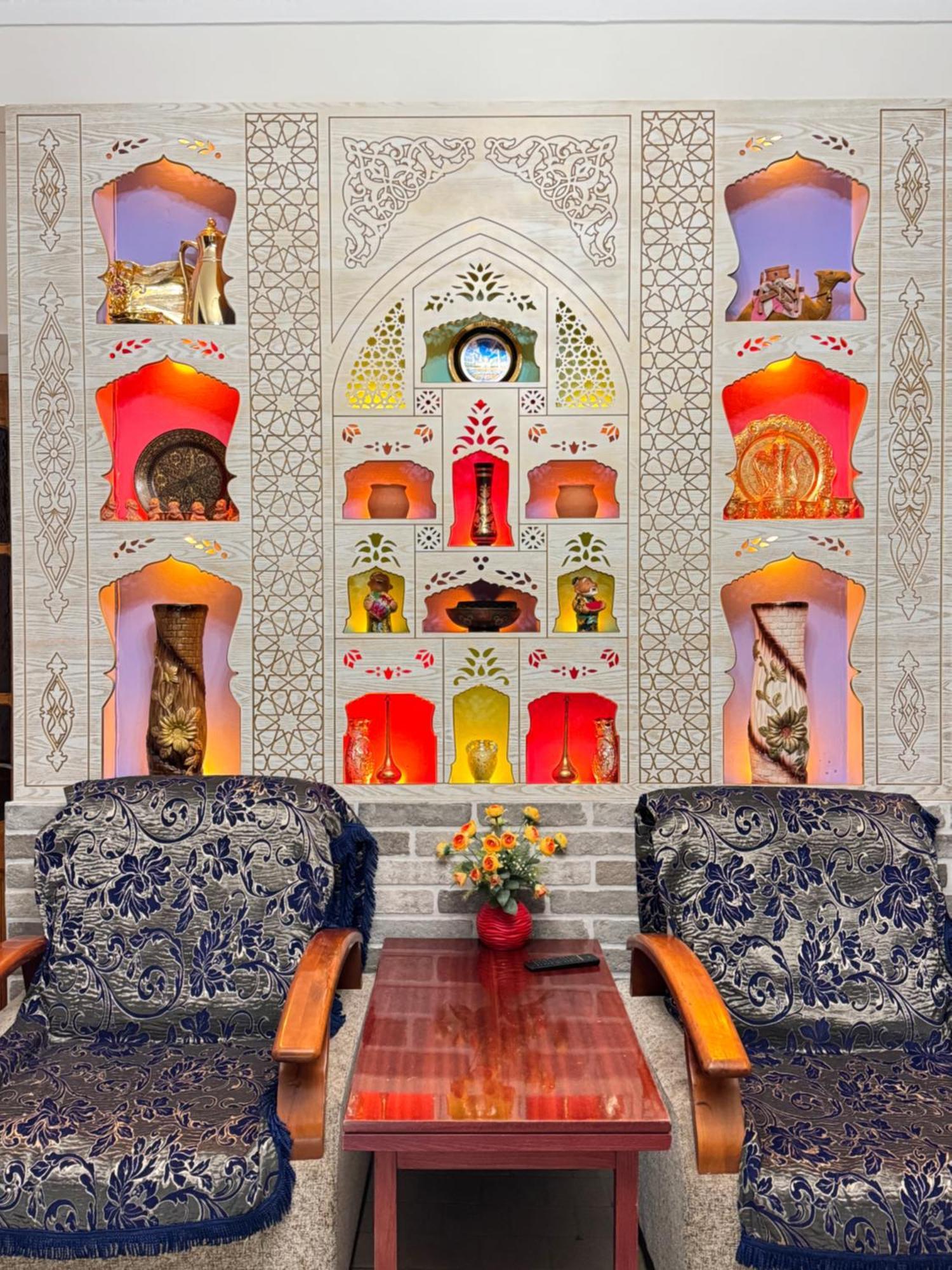 Hanifa Bukhara Bagian luar foto